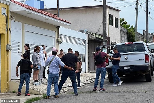 Mexican authorities rescued six Colombian women on Tuesday after they were kidnapped by a sex trafficking gang that demanded their families pay $100,000 in exchange for their release