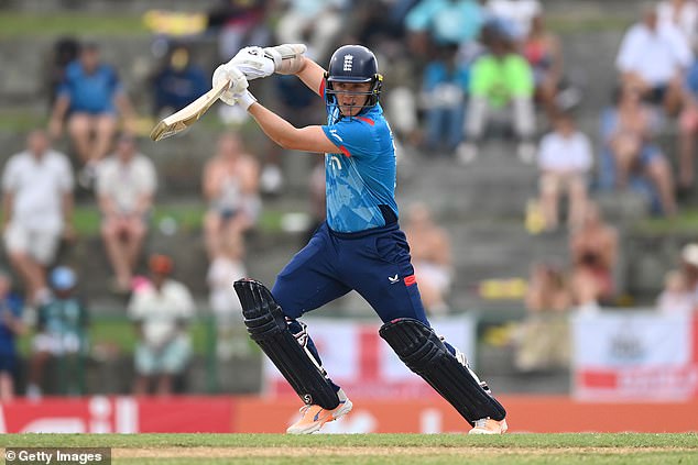 Sam Curran – who made 37 – was one of only three England batsmen to pass 20