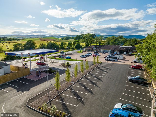 This is Tesla's first 'Remote Test Drive' location in the UK in Perth, Scotland. Not only is there no showroom, but also no salespeople; instead, customers get a tour of the car on their phone and then leave unaccompanied