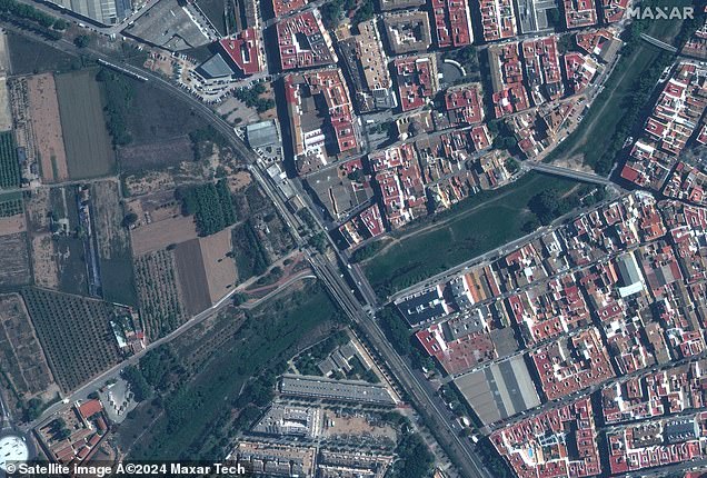 The Paiporta district of Valencia was devastated by the floods that destroyed the bridge (photo)