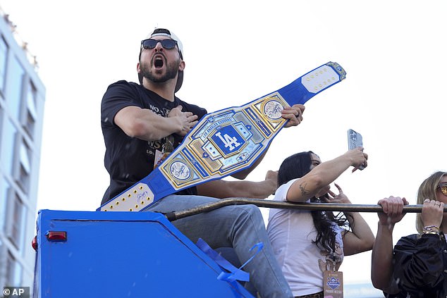 Dodgers Alex Vesia has a Dodgers championship belt and celebrated loudly on Friday