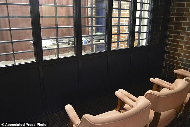 This undated photo provided by the South Carolina Department of Corrections shows the witness room in the execution chamber at Broad River Correctional Institution in Columbia