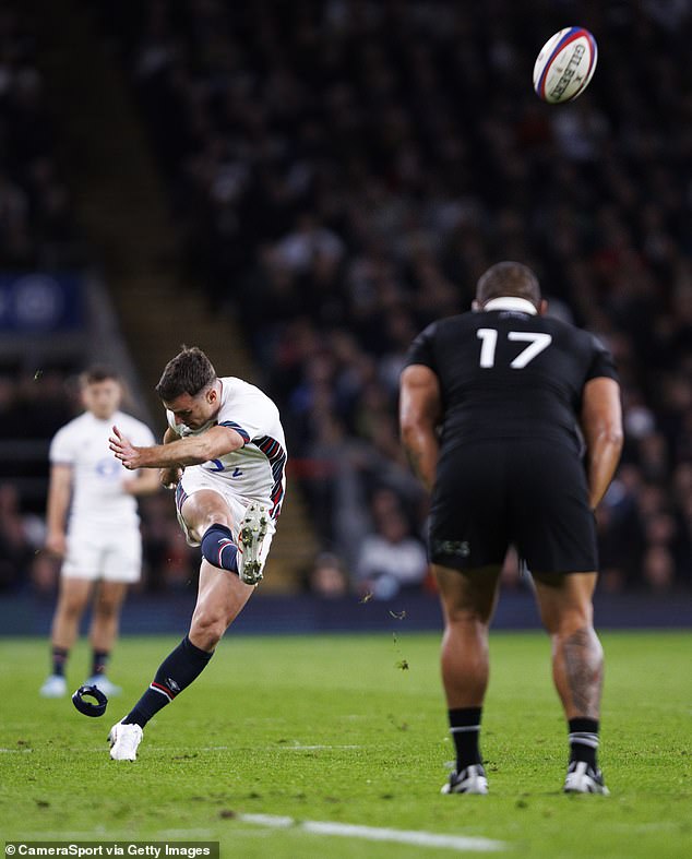 After a late introduction, George Ford was given a golden opportunity to seal victory for England