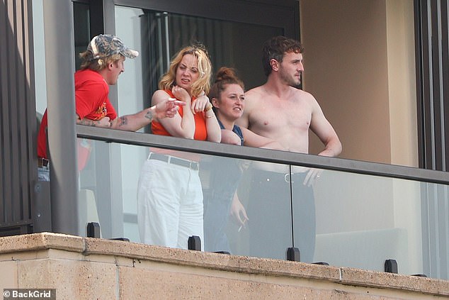 And this weekend the Irish actor was spotted enjoying the view while staying at a hotel on Sydney Harbour