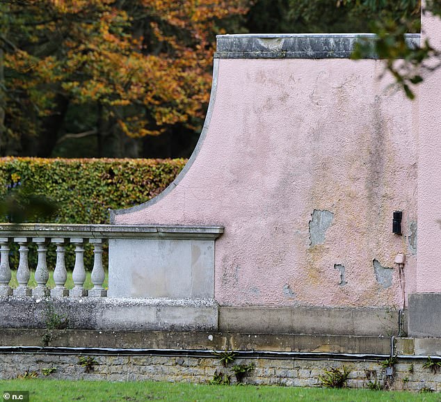 The document - seen by The Times - dictated that he must 'paint with at least two coats of paint and paint, polish, decorate and otherwise treat the interior walls of the building in an appropriate manner'.