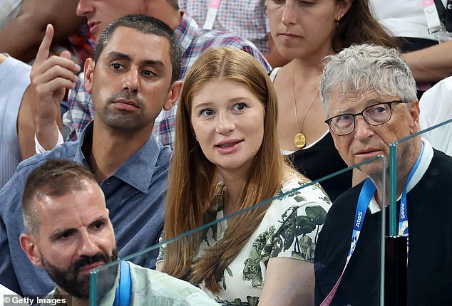 Earlier this year, Jennifer graduated from medical school — with the ceremony bringing her mom and dad together for the first time in months