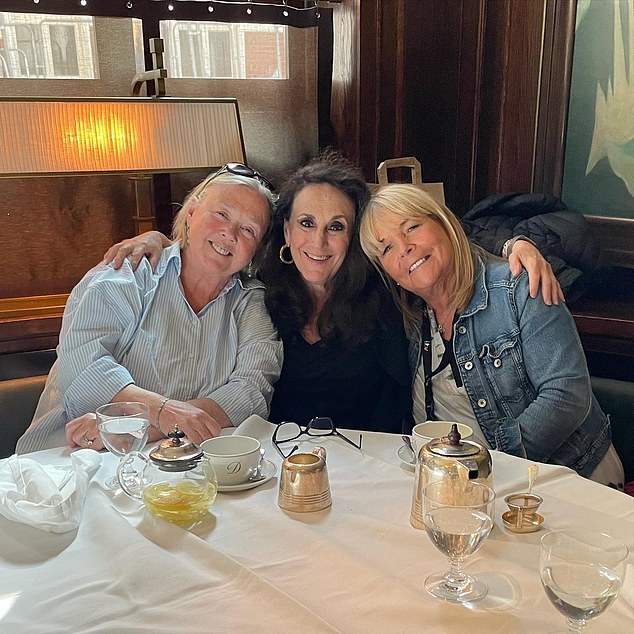 Meanwhile, in May 2022, Linda put all rumors of a split with long-time girlfriend Pauline to rest as she and Lesly enjoyed lunch with her at The Delaunay in Covent Garden.