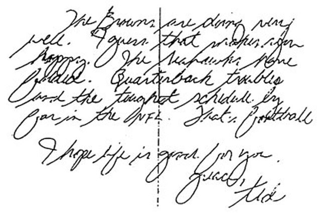 Ted Bundy's handwriting contains strong emphasis on the lower areas and distorted letters