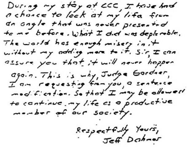 Jeffrey Dahmer's handwriting contains right-leaning, large spaces between words and letters, and broken letters such as closed O's and lowercase A's