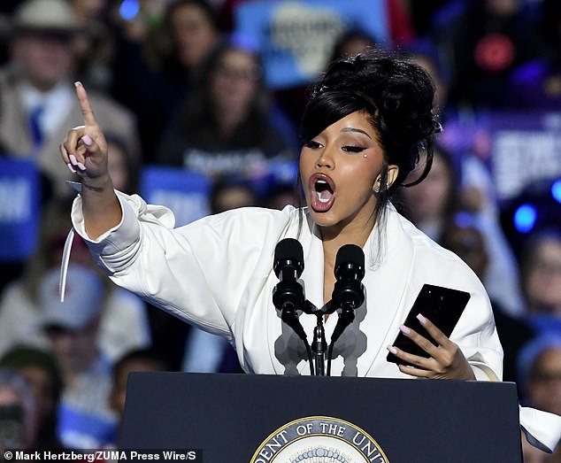 She has been criticized for having to read her vice president's approval from her phone after the teleprompter malfunctioned; pictured during the rally