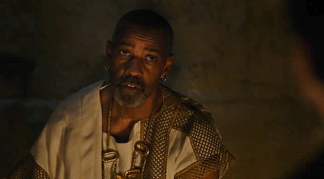 Gladiator II takes place several decades after the first part and shows Lucius (the son of Connie Nielsen's Lucilla) who now lives in Numidia, a region in North Africa, and is bought by a slave owner (Denzel Washington in the photo)