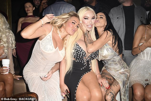 Aisleyne, Katie and Jessica meet at the event