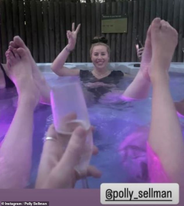 Polly showed off her slimmed-down figure in the revealing piece as she enjoyed a soak in a hot tub at her woodland retreat