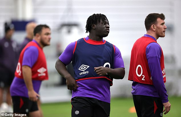 Prop Asher Opoku-Fordjour has been training with the England senior team during the autumn series