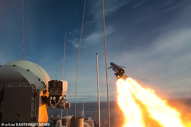 Russia's Admiral Gorshkov frigate fires a hypersonic Tsirkon missile into the Barents Sea