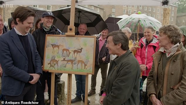 Expert Lawrence looked delighted as he identified the piece as a work of art by Pili Pili, shockingly valuing the sculpture at between £3,000 and £5,000.