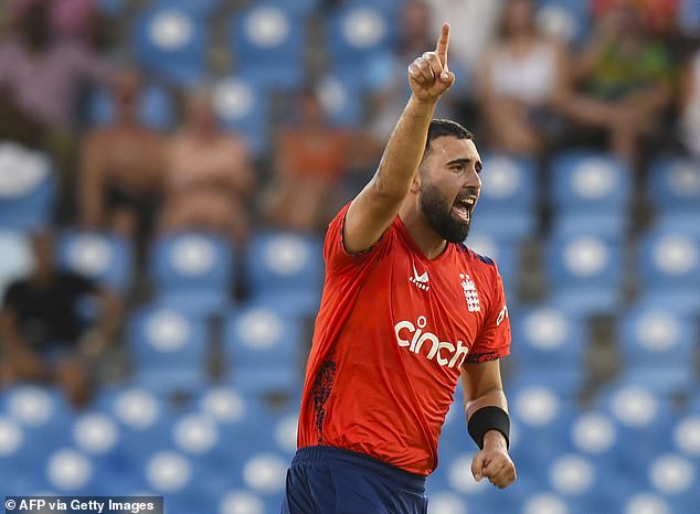 Saqib Mahmood took three wickets as England made a dominant start after winning the toss