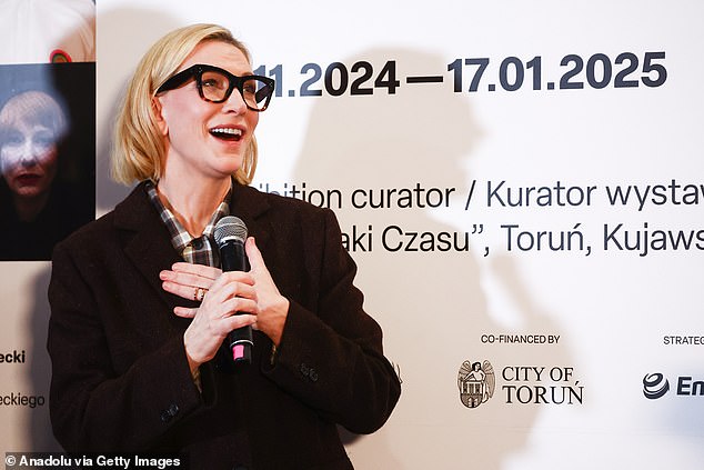 The main judges, including Cate Blanchett, decided to attend the festival. In a statement, they said they welcomed the debate on gender representation and that they 