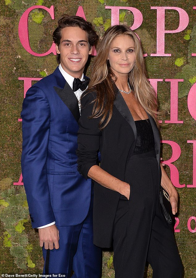 The model was seen with her son Flynn Busson in 2018