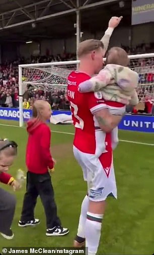 Controversial Irish star James McClean greeted Wrexham fans and sang a song that spans the worlds 'he hates the bloody king'