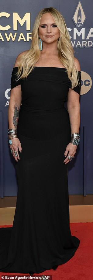 Miranda's red carpet look included turquoise jewelry accents, including block drop earrings, cuffs worn on her wrists and chunky statement rings