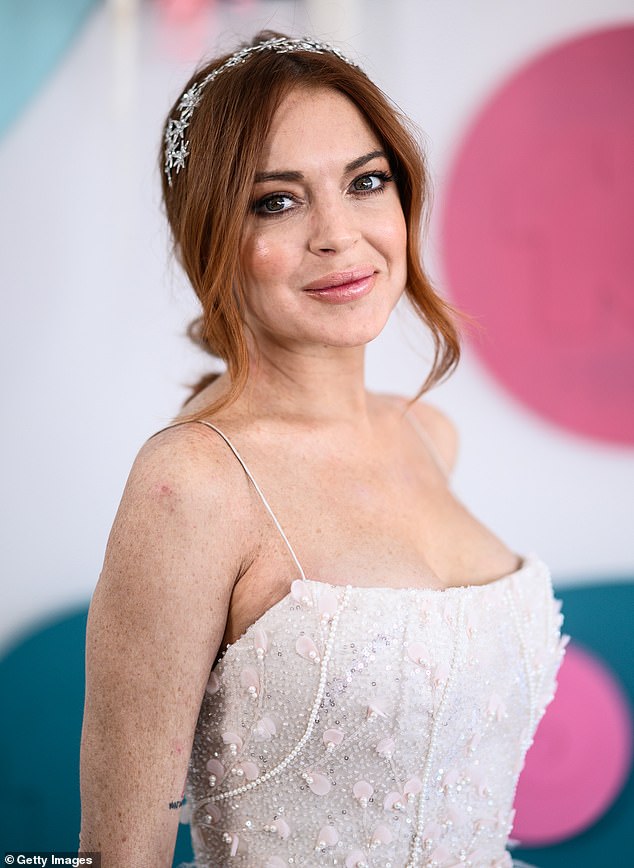 Her freckles were often prominent during red carpet appearances; she is pictured in 2019