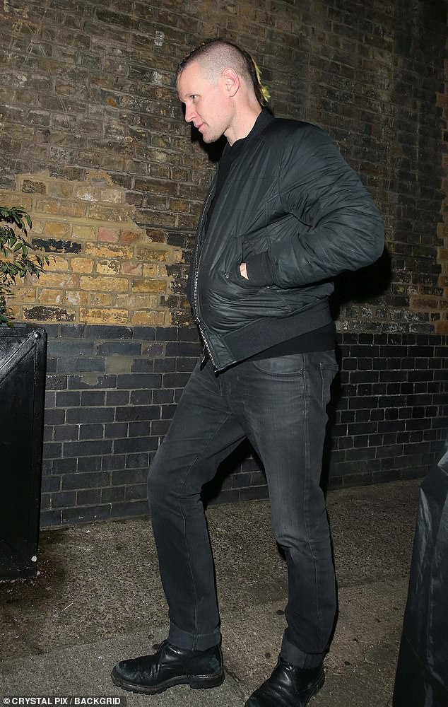 Matt looked effortlessly cool in a black bomber jacket which he wore with a matching T-shirt and dark gray jeans