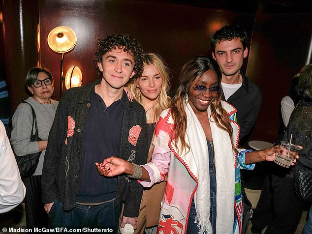 Joe, Sienna, Tina and Finn took the opportunity to take several photos together