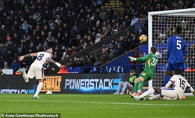 Fernandez, who had provided the assist for Jackson's goal, increased Chelsea's lead