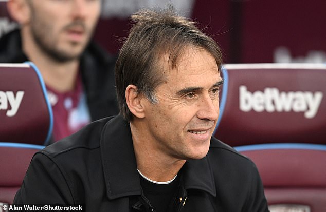 West Ham boss Julen Lopetegui played under Robson at Barcelona between 1996 and 1997