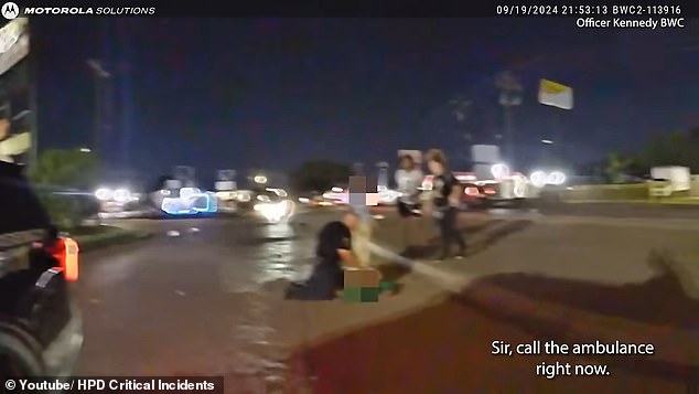 Officer Joshua Rosales administers CPR as Pool's children watch hysterically screaming and crying