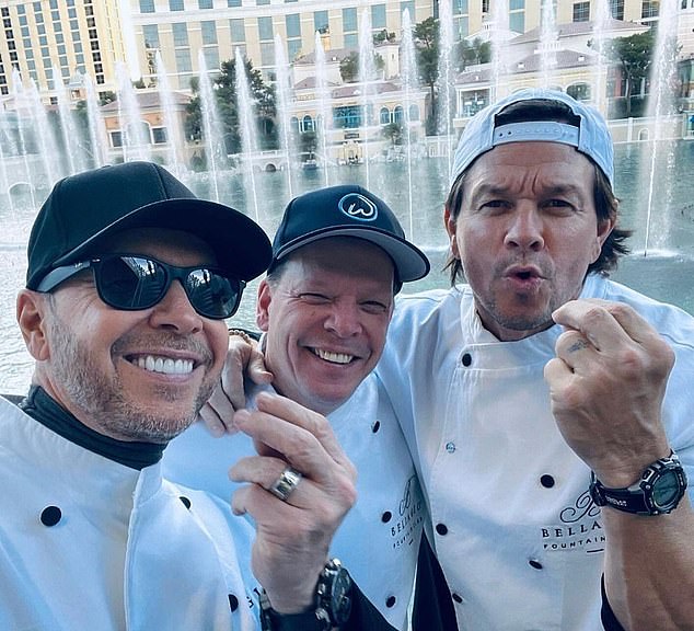 Mark Wahlberg reposted a selfie with his brothers Donnie and Paul, which was first shared by their restaurant the Wahlburgers in honor of Thanksgiving