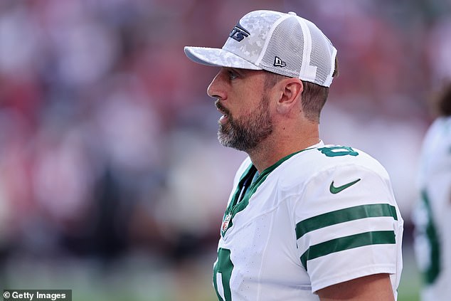 Frustrated Jets fans called for Aaron Rodgers to retire after New York's loss to the Cardinals