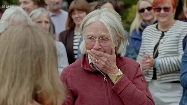 An Antiques Roadshow guest fought back tears after using a hidden trick to discover the enormous value of her grandmother's 'magic' pendant