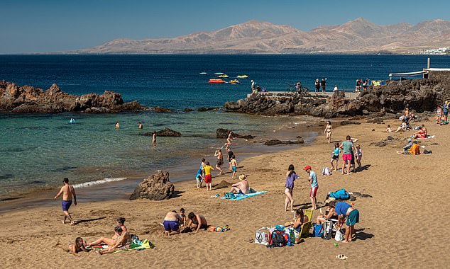 The body of the 34-year-old man was found this morning in Playa Chica, a small sandy cove in the resort of Puerto del Carmen, Lanzarote.