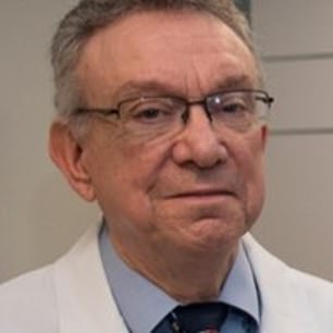 Dr. Kenneth Frumkin, author of Alzheimer's or Aging? has a four-decade career as a researcher into how the brain and nervous system influence thoughts and emotions