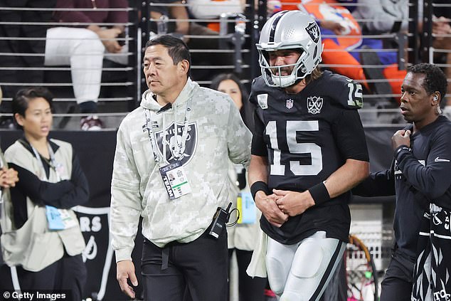 Gardner Minshew II appeared to be in obvious pain as he left the field on Sunday