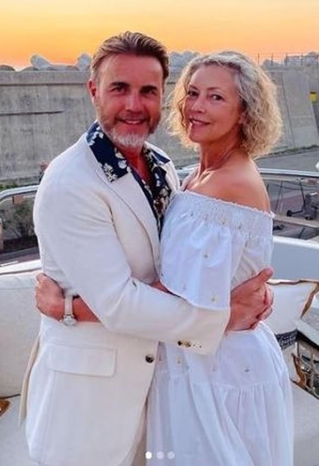 Gary Barlow lifted the lid on his first kiss with wife Dawn Andrews on the Table Manners podcast as he revealed he built up the courage after a boozy night out