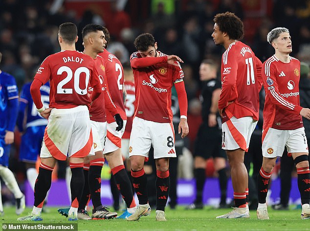 Manchester United led 1-0 on Sunday, but ultimately ended with a 1-1 draw against Chelsea at Old Trafford