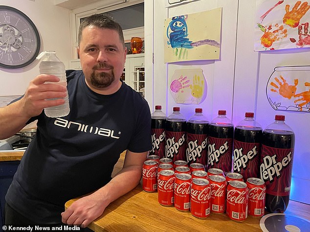 Tom Bowey downed five liters of sugary soda every day for almost a decade, causing headaches, bloating, rotting teeth and insomnia.