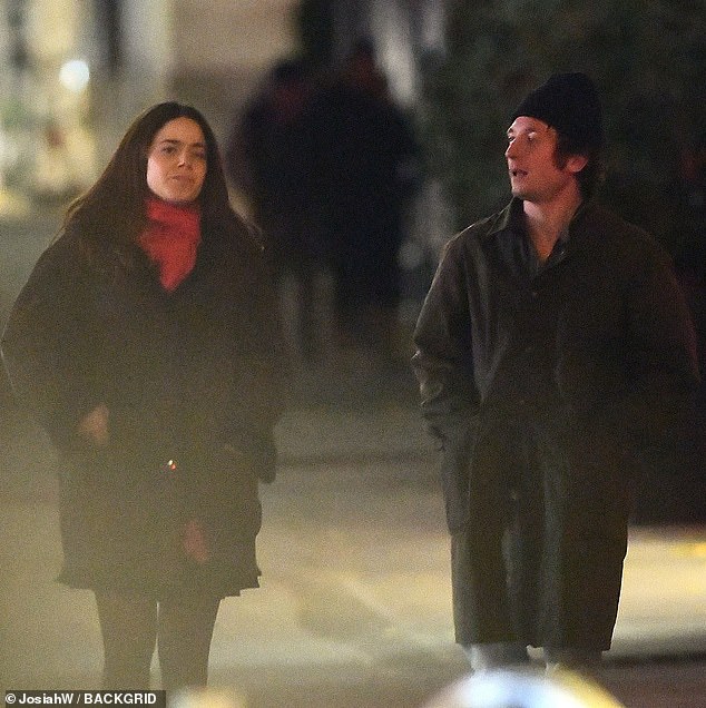 Jeremy Allen White, 33, and girlfriend Molly Gordon, 28, stepped out in New York City this weekend