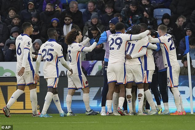 Chelsea defeated Leicester 2-1 at the King Power Stadium to remain third in the Premier League