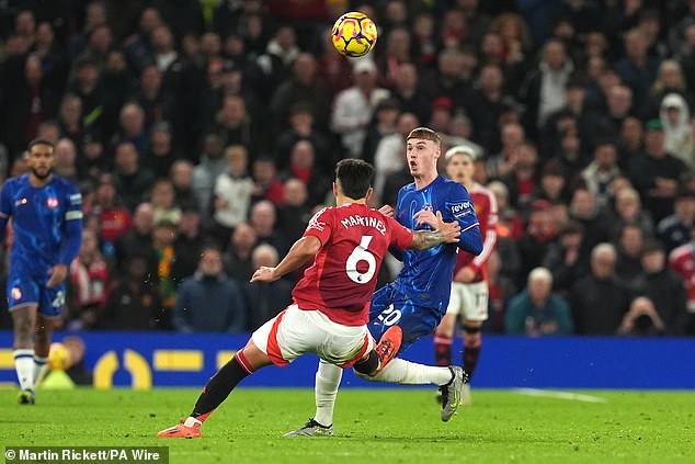 Man United defender Lisandro Martinez (No. 6) fouled Cole Palmer late in Sunday's match