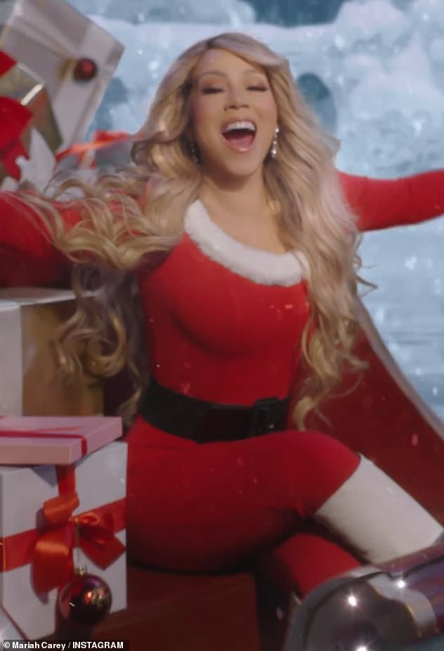 Mariah called into Zoe Ball's breakfast show and explained that she doesn't care what she gets for Christmas as long as it's something thoughtful.