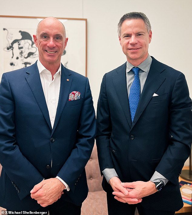 US free speech advocate Michael Shellenberger (pictured right) met Victorian Independent Senator David Van in Canberra last week to lobby against the Disinformation Bill