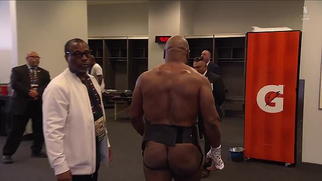 Mike Tyson turned his back to the Netflix cameras, which revealed his bare backside last week