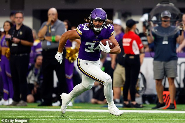 Tight end Nick Muse was cut by the Vikings on Monday - the day of his 26th birthday