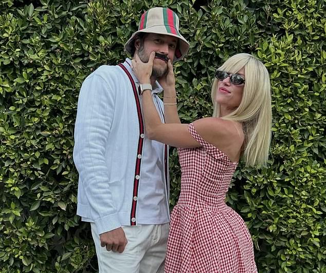 Matthew Stafford and his wife Kelly dressed up as Travis Kelce and Taylor Swift for Halloween