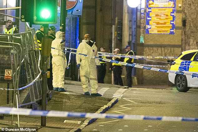 Forensic officers photographed at crime scene in Edinburgh after 'major incident'