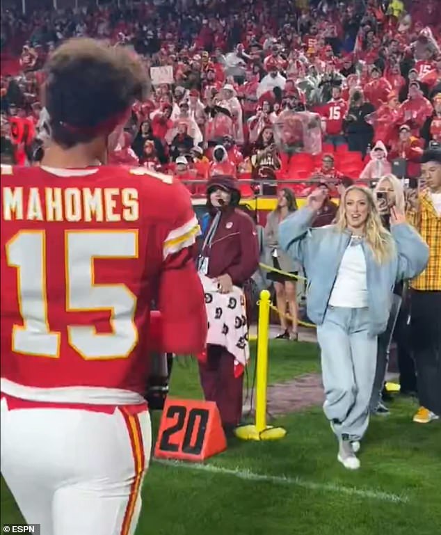 Brittany Mahomes, 29, showed off her maternity style while supporting her husband Patrick Mahomes during the Kansas City Chiefs vs. Tampa Bay Buccaneers game on Monday